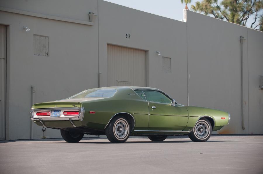  Dodge Charger Hardtop 1972 года  (фото 18 из 18)